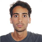 Offro lezioni a studenti/esse di ogni età a seconda delle esigenze.